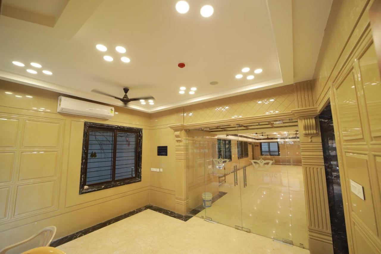 Majestic Hotel Madurai Buitenkant foto