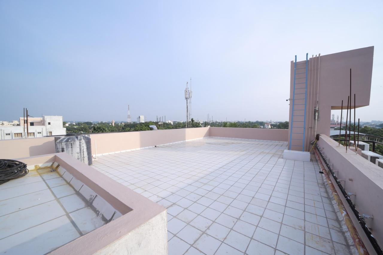 Majestic Hotel Madurai Buitenkant foto