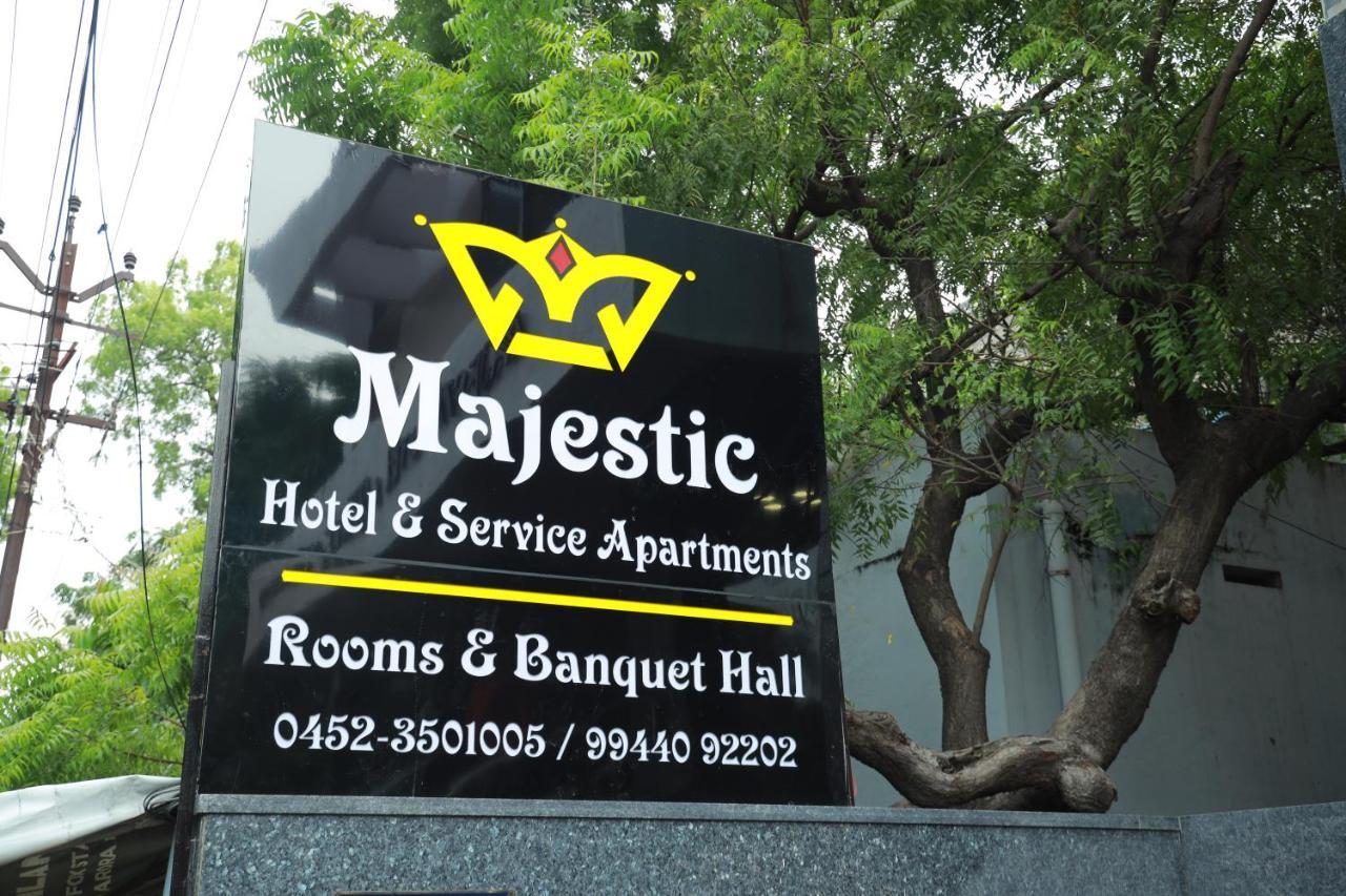 Majestic Hotel Madurai Buitenkant foto