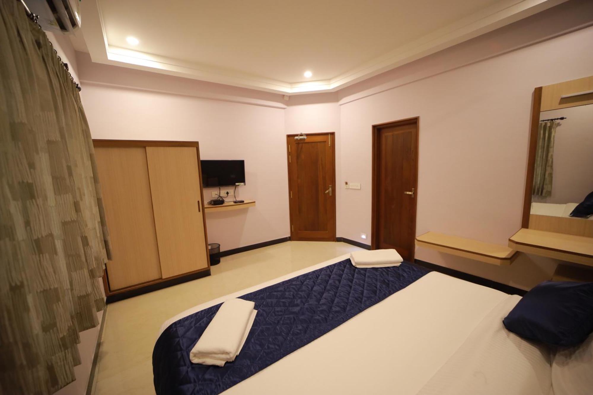 Majestic Hotel Madurai Buitenkant foto