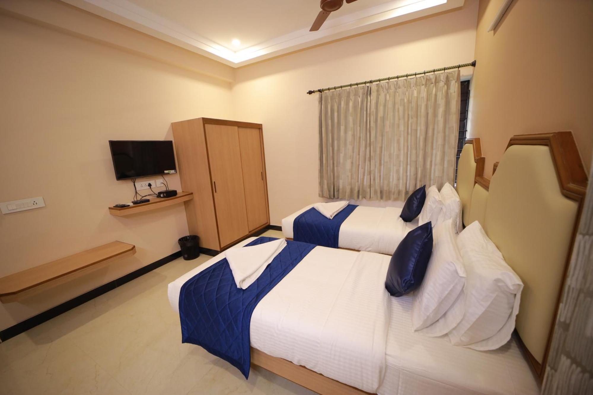 Majestic Hotel Madurai Buitenkant foto