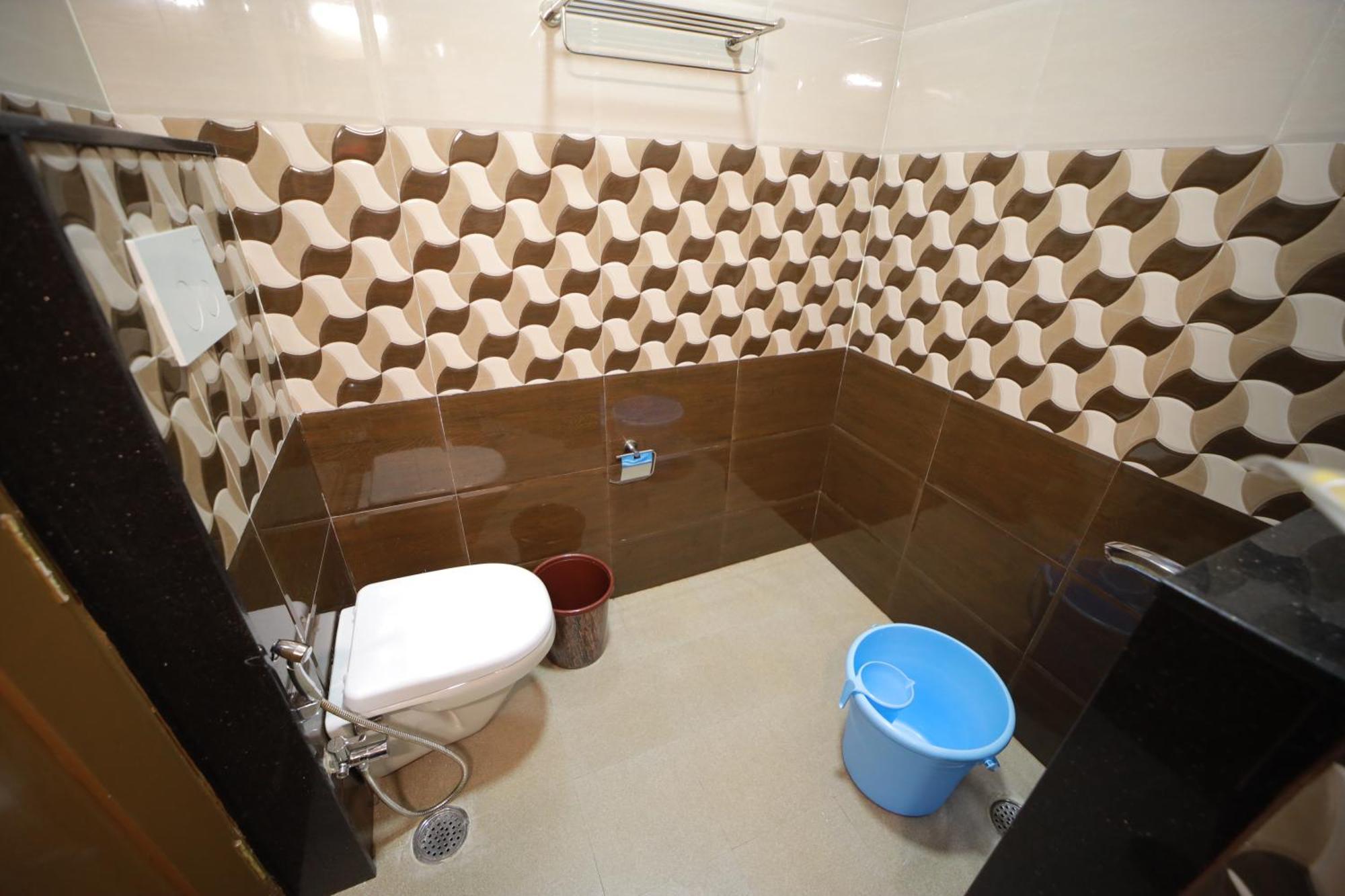 Majestic Hotel Madurai Buitenkant foto